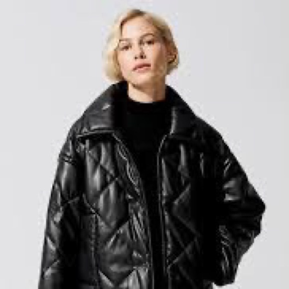STAND STUDIO Black Puffy Jacinda Puffer Quilted Jacket Size 34 $430 - Picture 2 of 16
